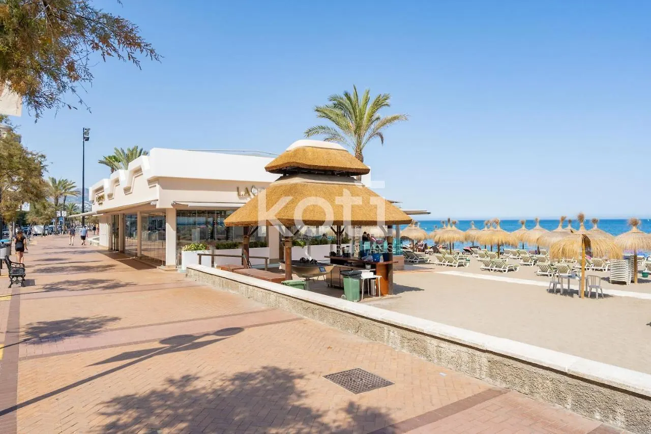 בנאלמדנה Koti Rentals - Stupa Hills Penthouse ספרד