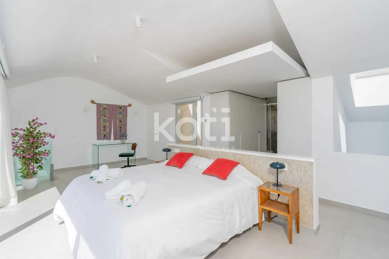 Koti Rentals - Stupa Hills Penthouse Benalmadena Apartment